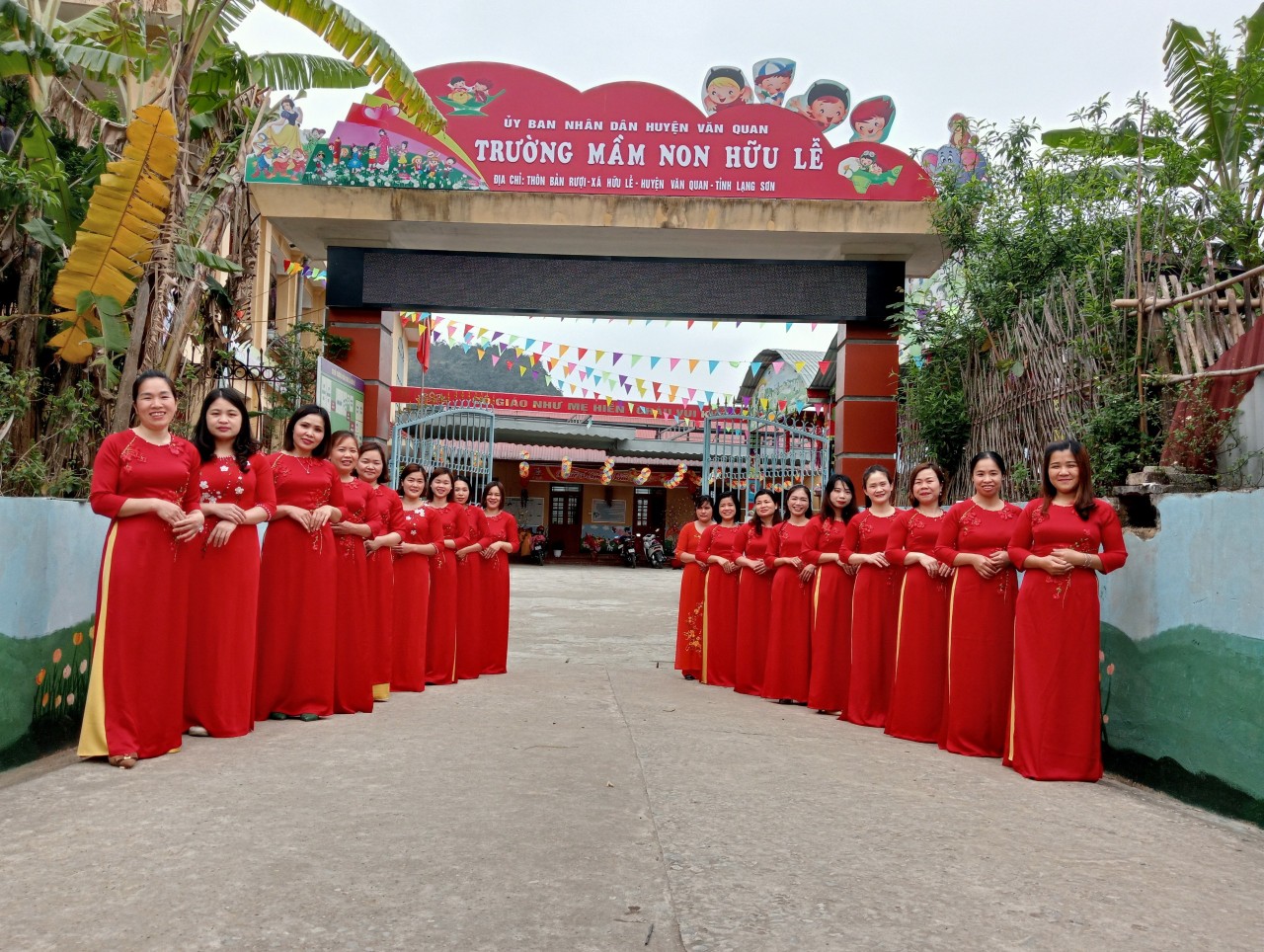 Thiết thực với " Tuần lễ áo dài" chào mừng ngày Quốc tế Phụ Nữ 8/3